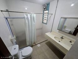 Gold Coast Condo (D5), Condominium #562928121